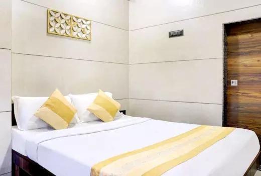 Hotel Amrita Mogappair Chennai Extérieur photo